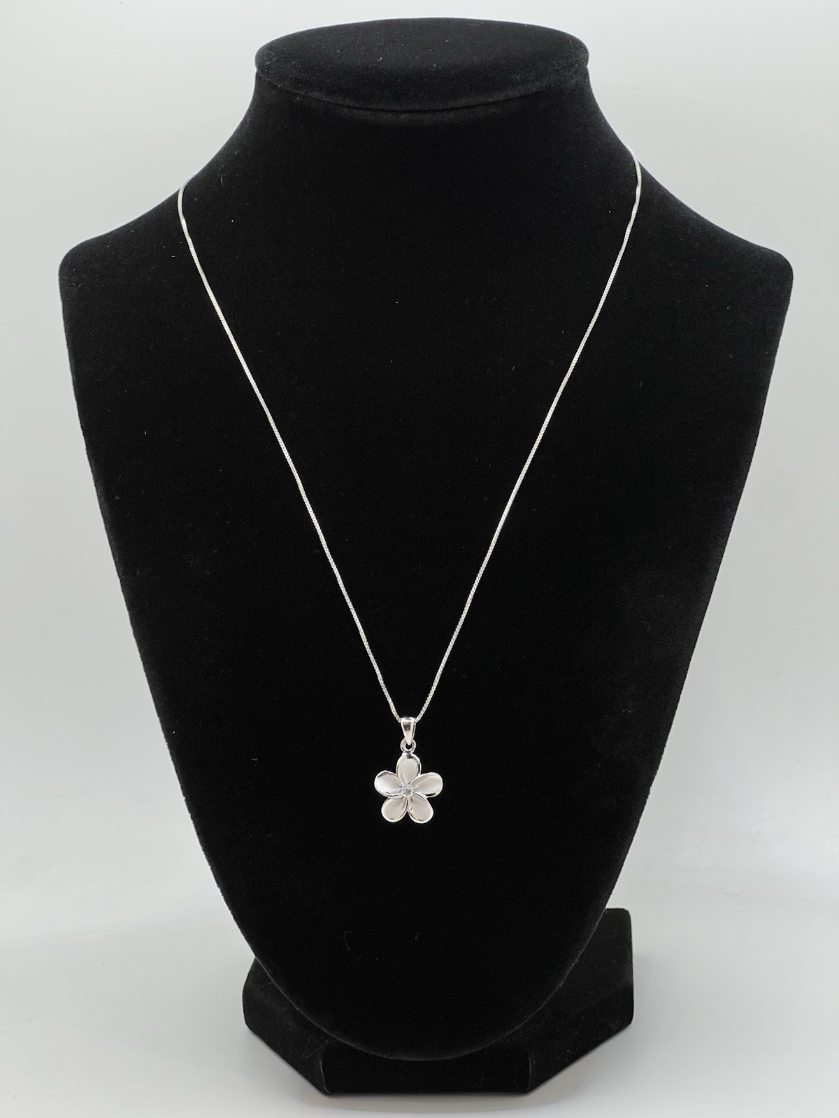 Plumeria Flower 925 Pendant 17.75” Sterling Silver 925 Italy Box Chain Necklace