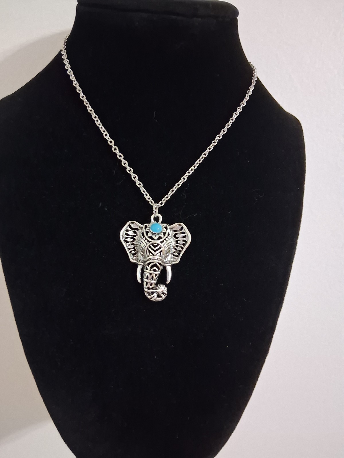 Boho Silver Elephant Necklace Elephant Head Pendant Necklace Elephant Jewelry