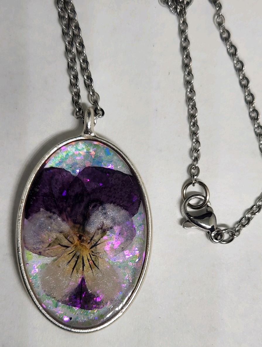 Handmade Resin Necklace – Stainless Steel Chain – Real Pressed Pansy