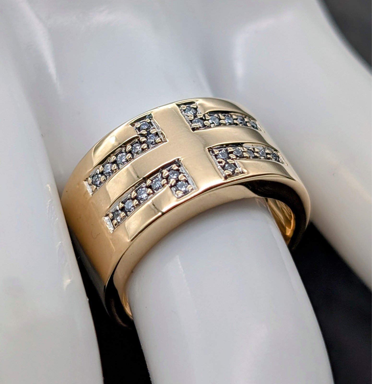 Christ 585/14K Yellow Gold Diamond Ring – 15.10g – Women’s Ring [Size 54] #1477