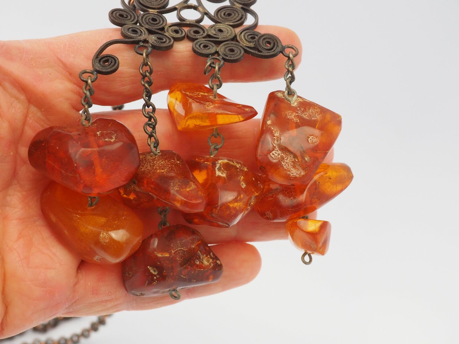 Vinage handmade ethnic genuine Baltic Amber long copper chain ornate necklace