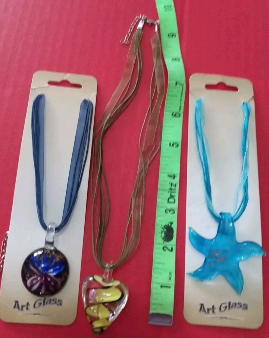 Three (3) Art Glass Necklace Pendant Handcraft Cord 18″ Starfish Bfly Flower