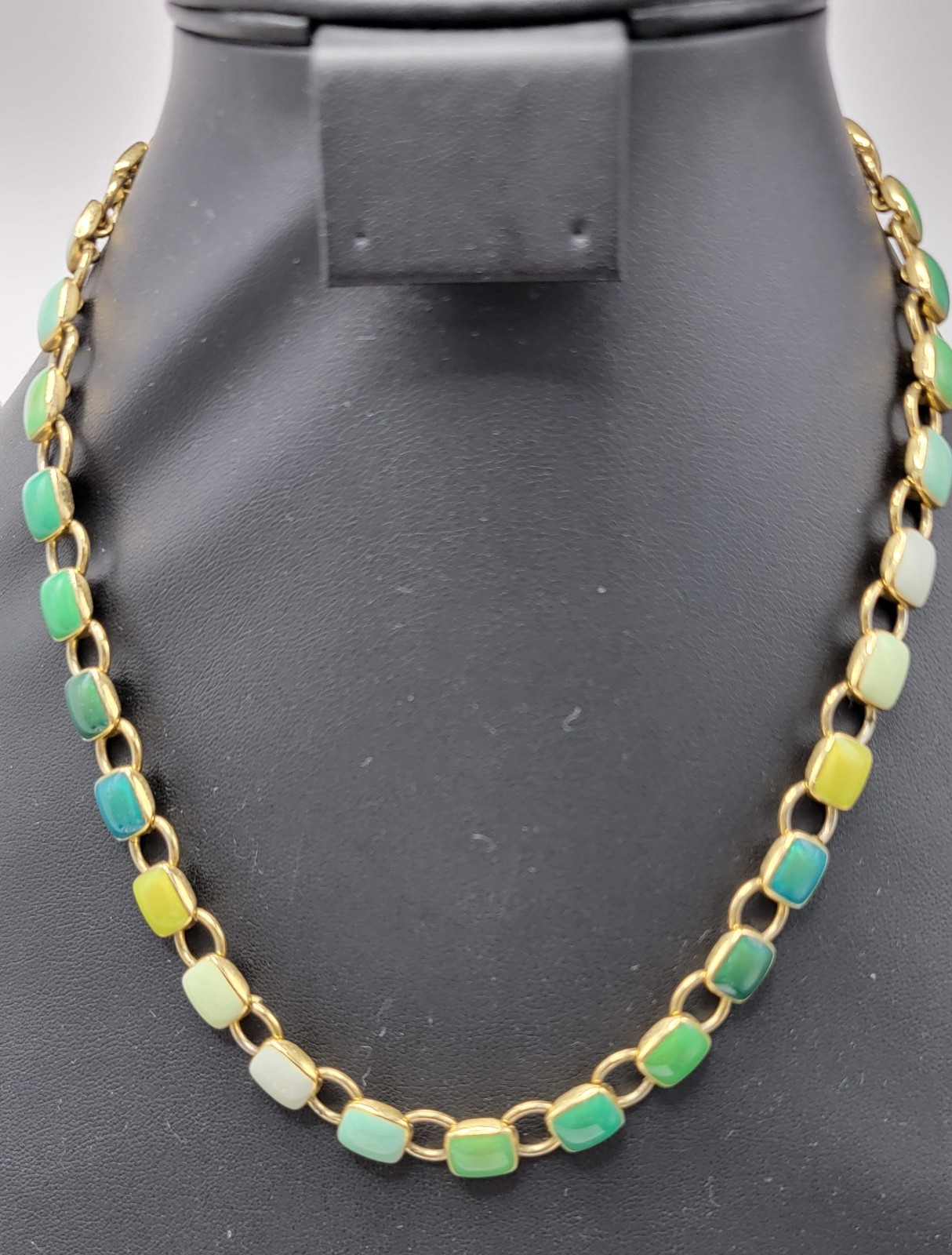 Liz Claiborne Shades Of Green Square Enamel 16″-19 1/2″ Link Goldtone Necklace
