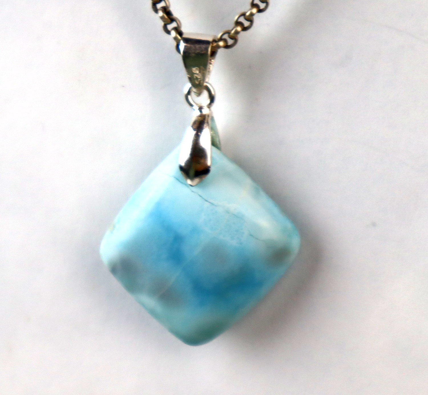 Charming Design Natural Light Blue Larimar .925 Sterling Silver Pendant 41mm