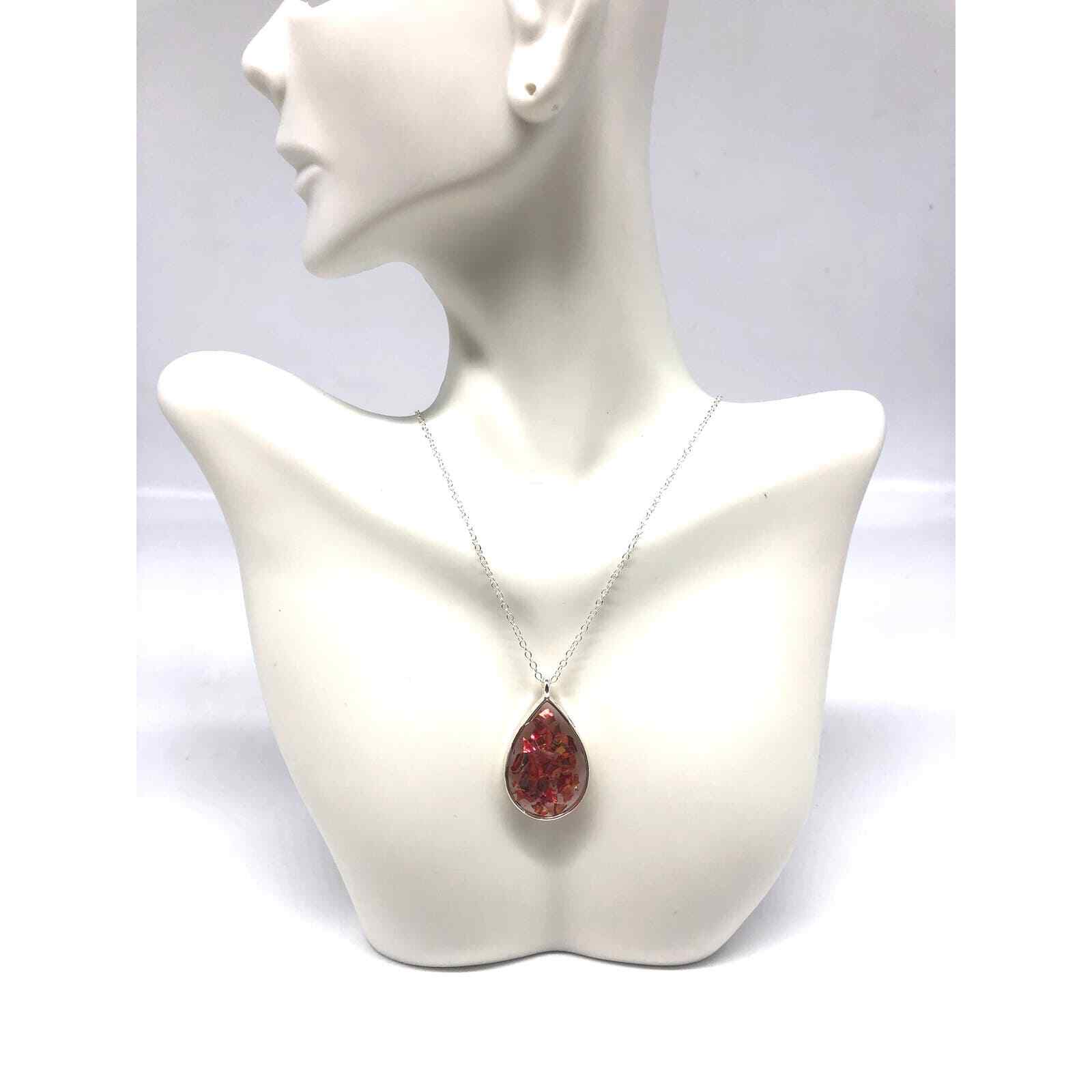 Gorgeous Resin Red Abalone Flakes Pendant Silver-Plated Chain Beautiful Colors