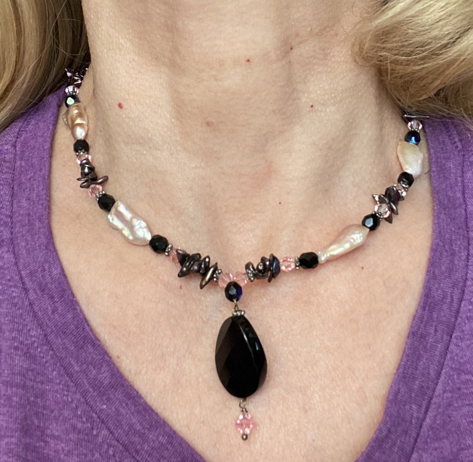 REDUCED Keshi pearls and crystal beads black pendant Necklace
