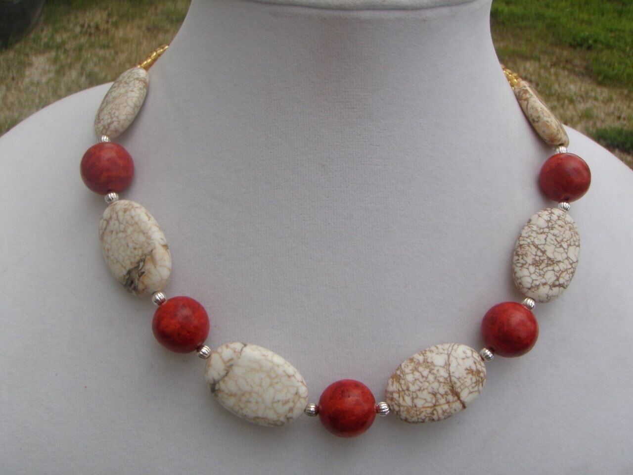 Handmade Short Necklace Natural White Magnesite Stone and Red Sponge Coral Beads