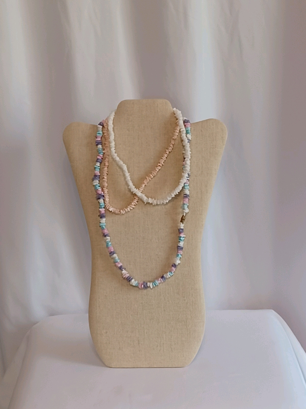 VTG Mixed Lot (3) Women Hawaiian Multicolor Shell Chip Necklaces Barrel Clasp