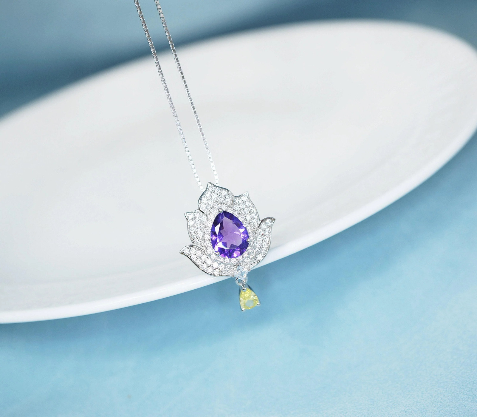 Amethyst Necklace – Gemstone Lotus Flower Pendant – 18kGP @ Sterling Silver