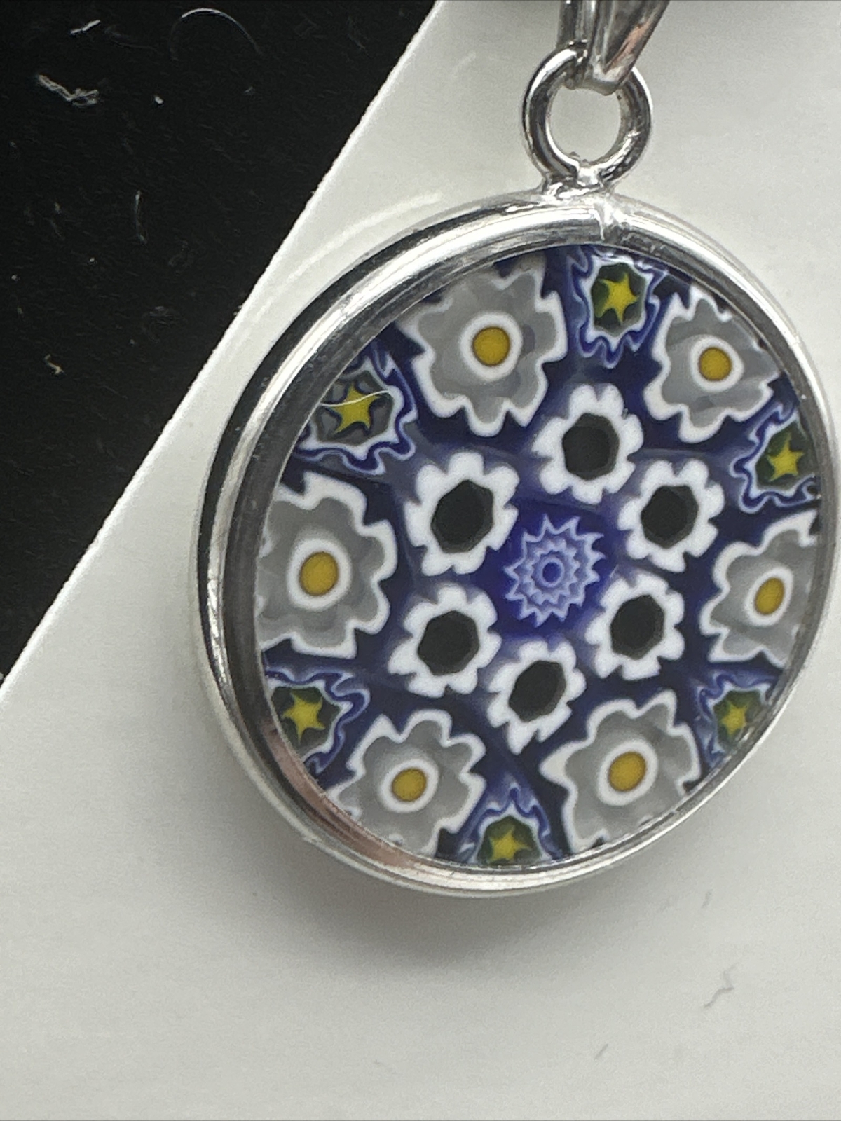 Authentic Murano 20mm Glass Pendant Necklace Venetian Art Glass (MZ-51)