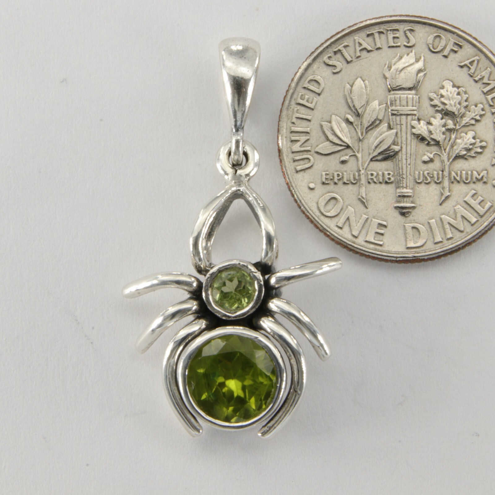 Green PERIDOT Spider Pendant – Genuine and Natural – 925 STERLING SILVER #8e