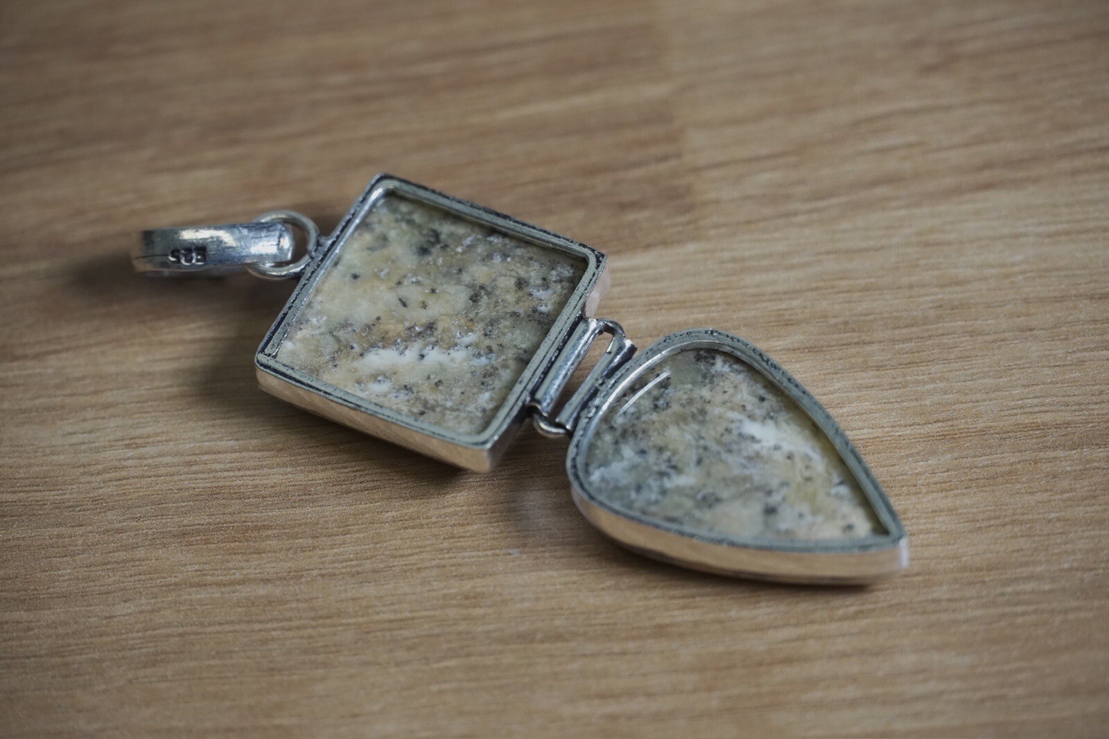 Old Southwest Green Hue Honey Dendritic Opal Silver Arrow Totem 2.5” Pendant 15G