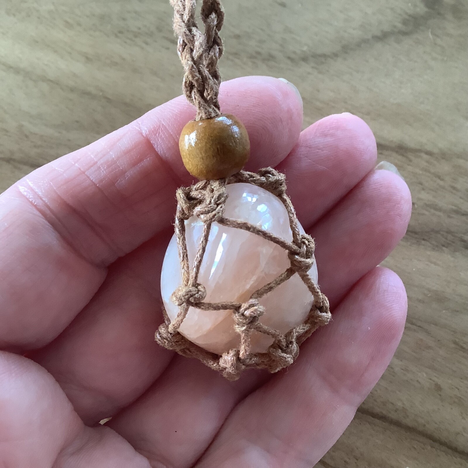 Natural Polished Morganite Stone in a Interchangable Macramé Necklace