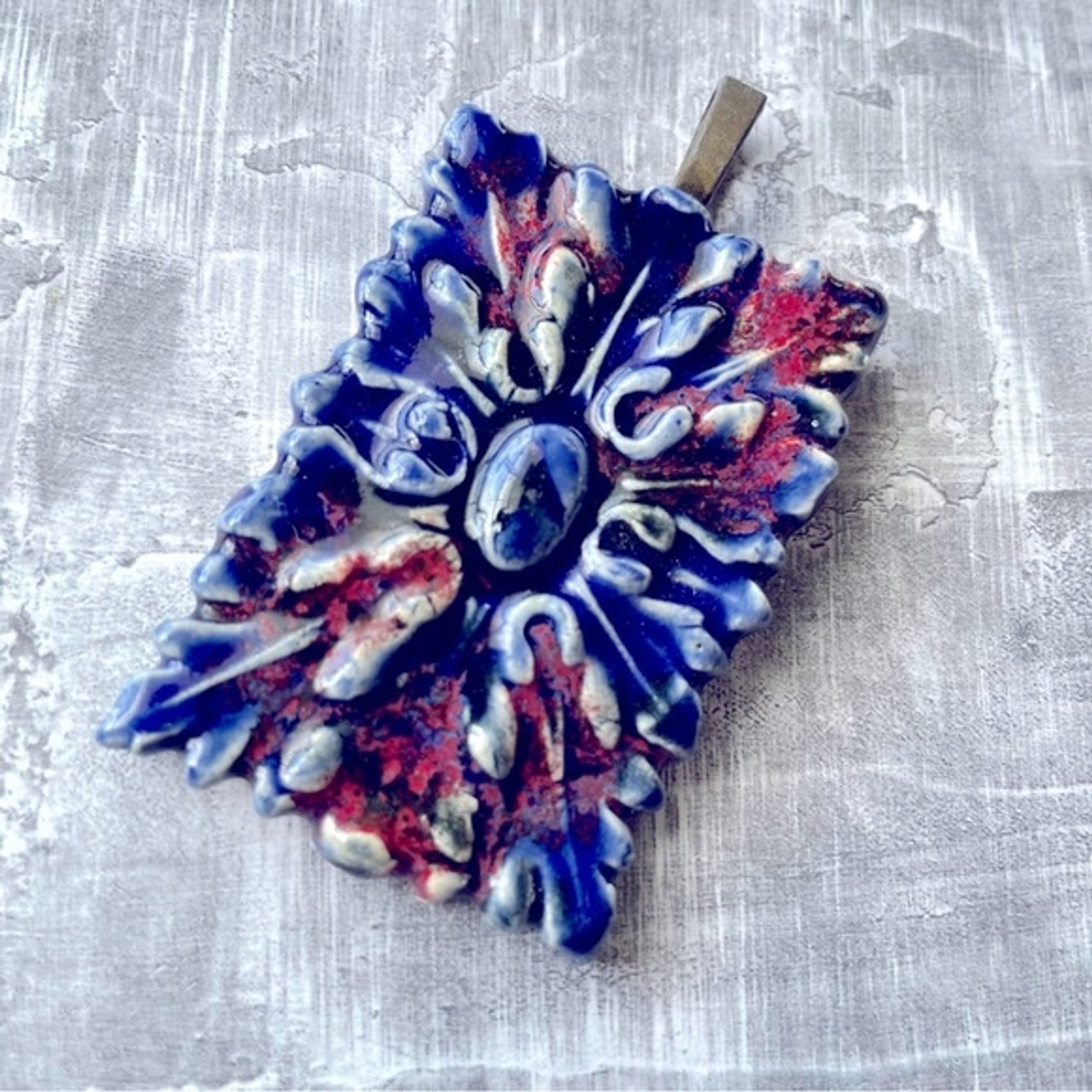 NWOT Ceramic Bohemian Floral Pendant – Handmade one of a kind