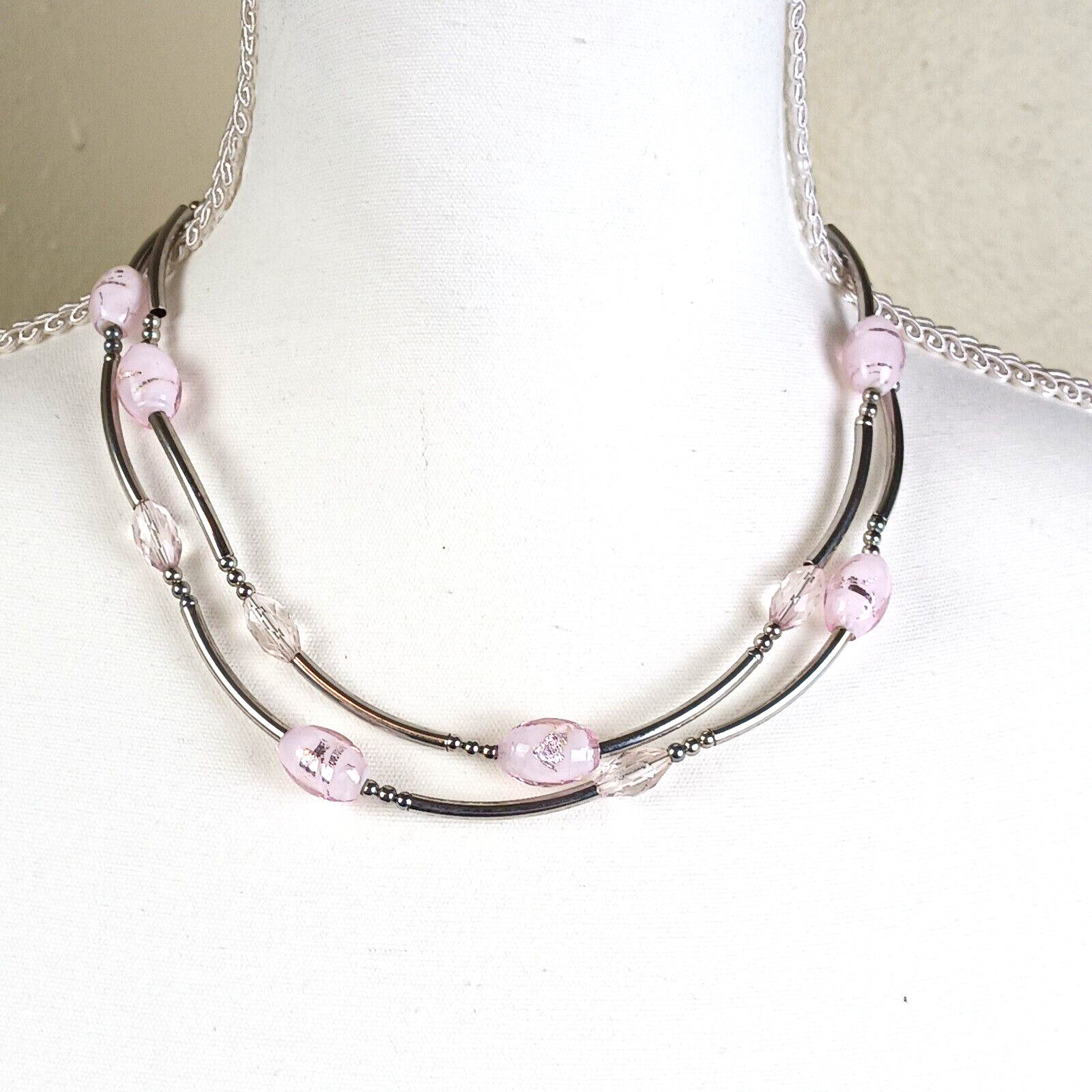Silver Tone Collar Necklace 14″ Pink Shimmer /Clear Beads and Silver tone Tubes