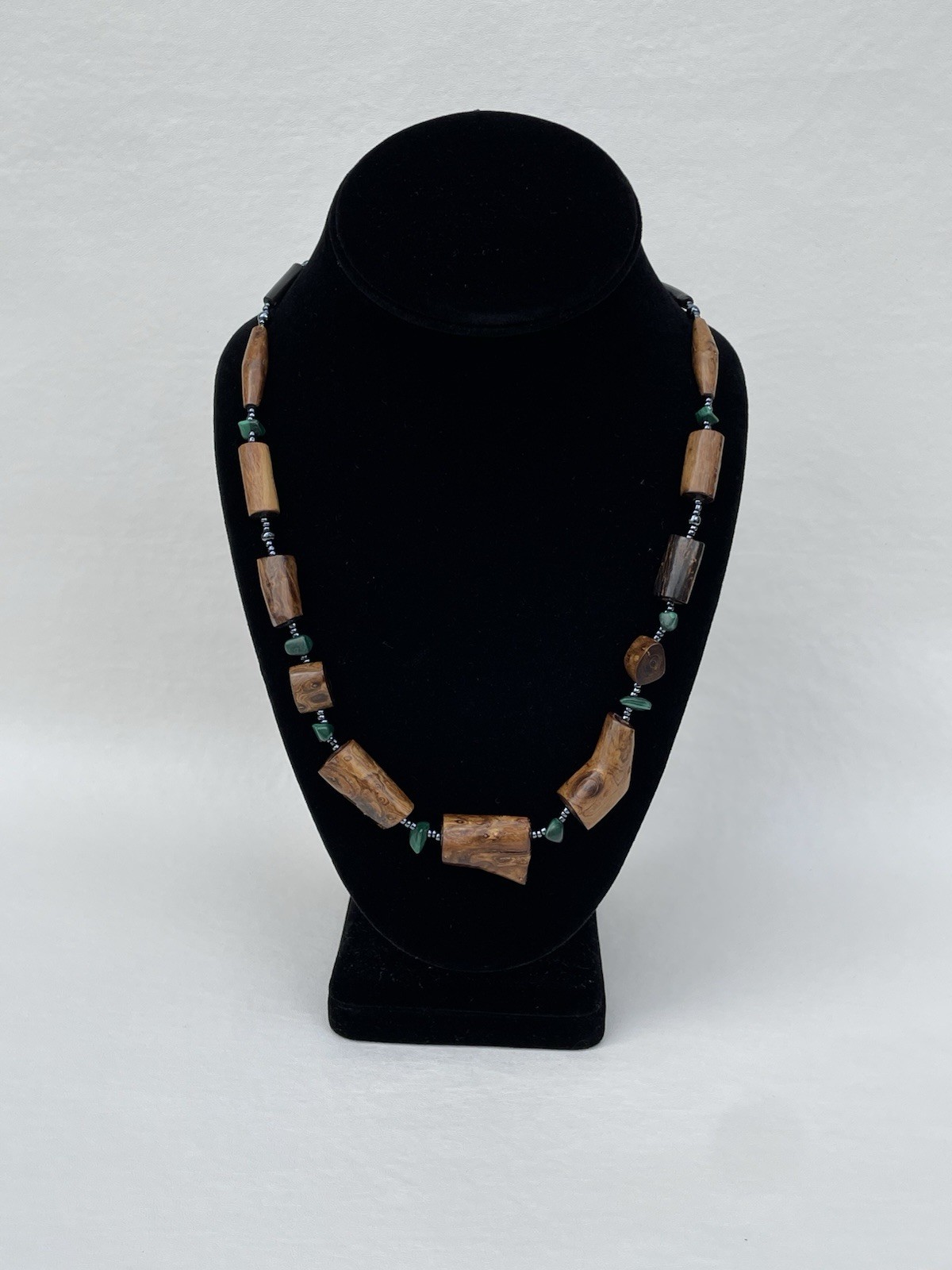 Stunning Artisan Hand Crafted Lacquered Wood, Malachite, Hematite Necklace 23.5”