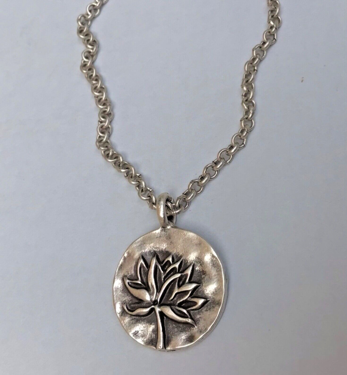 NEW ARTISAN JEWELRY HANDMADE SUNDANCE CHARM ANTIQUE SILVER LOTUS NECKLACE