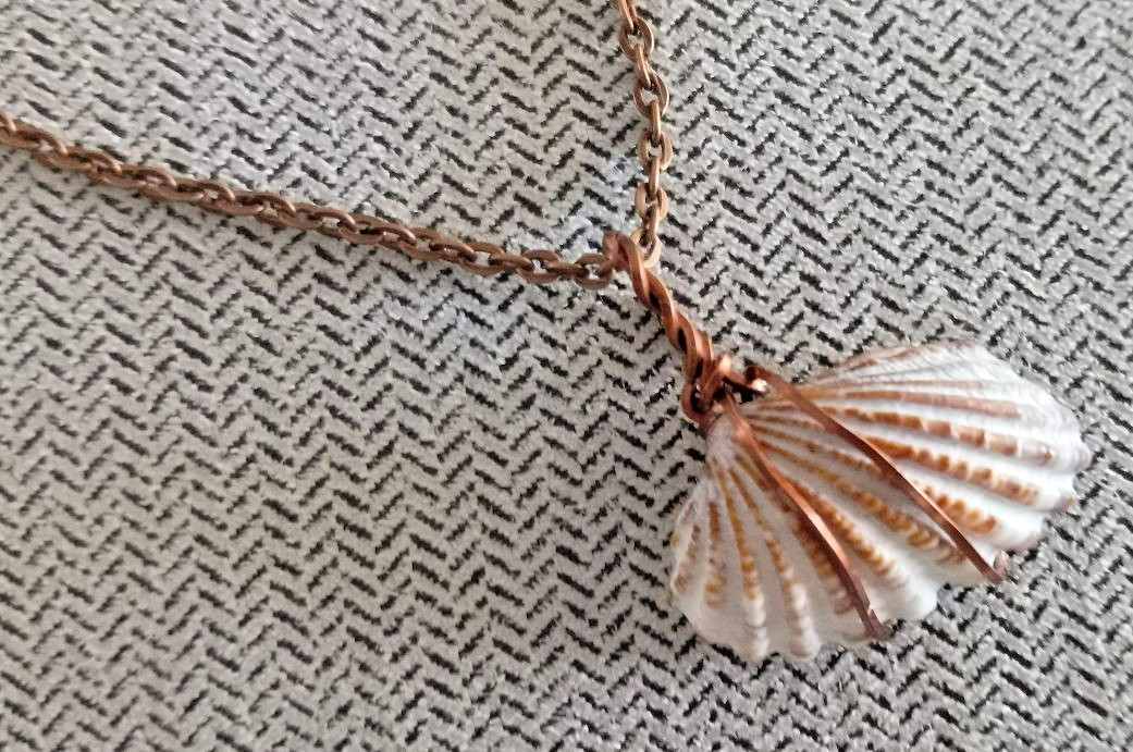 Copper Wire Wrapped Scalloped Shell With Chain