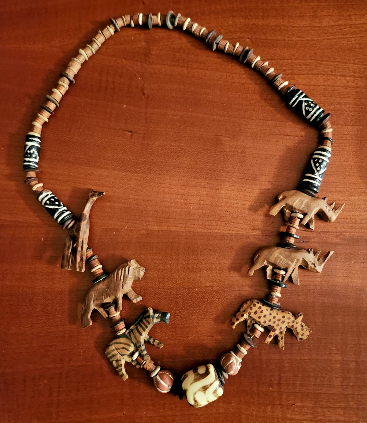 Vintage Hand Carved African Safari Wooden Beaded Necklace 26” Zebra, Giraffe…