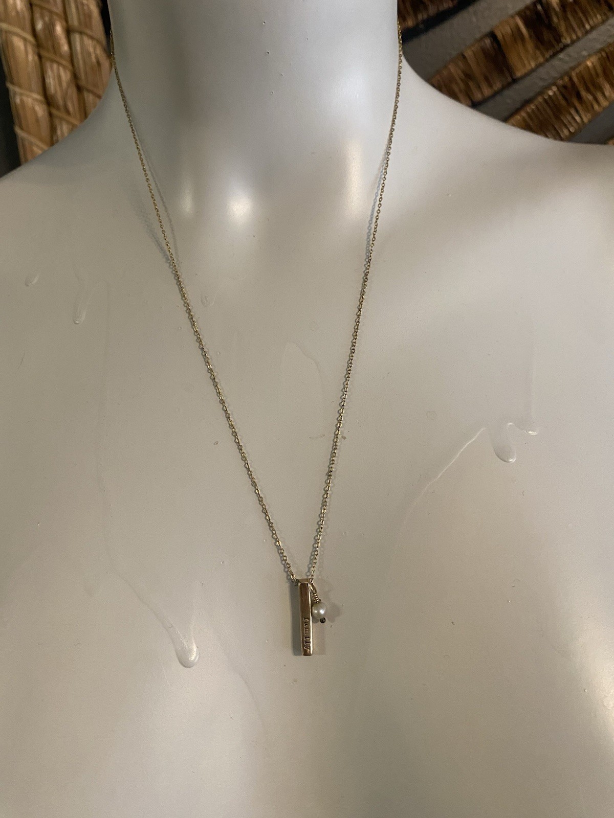 Lisa Leonard Signed 14k Gold Faith Family Hope Love Solid Gold Bar Necklace 3.4g
