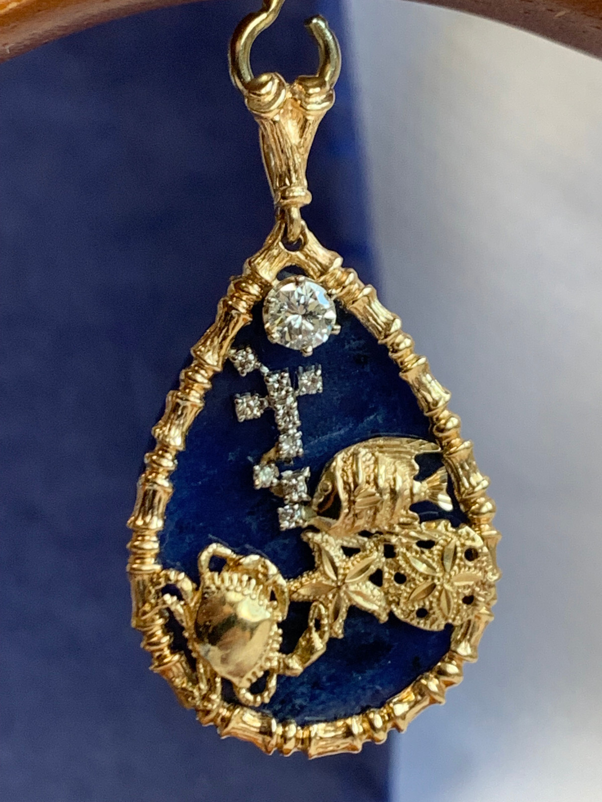 14K Yellow Gold Custom Diamond Pendant 10.3g Fine Jewelry Ocean Life Blue Stone
