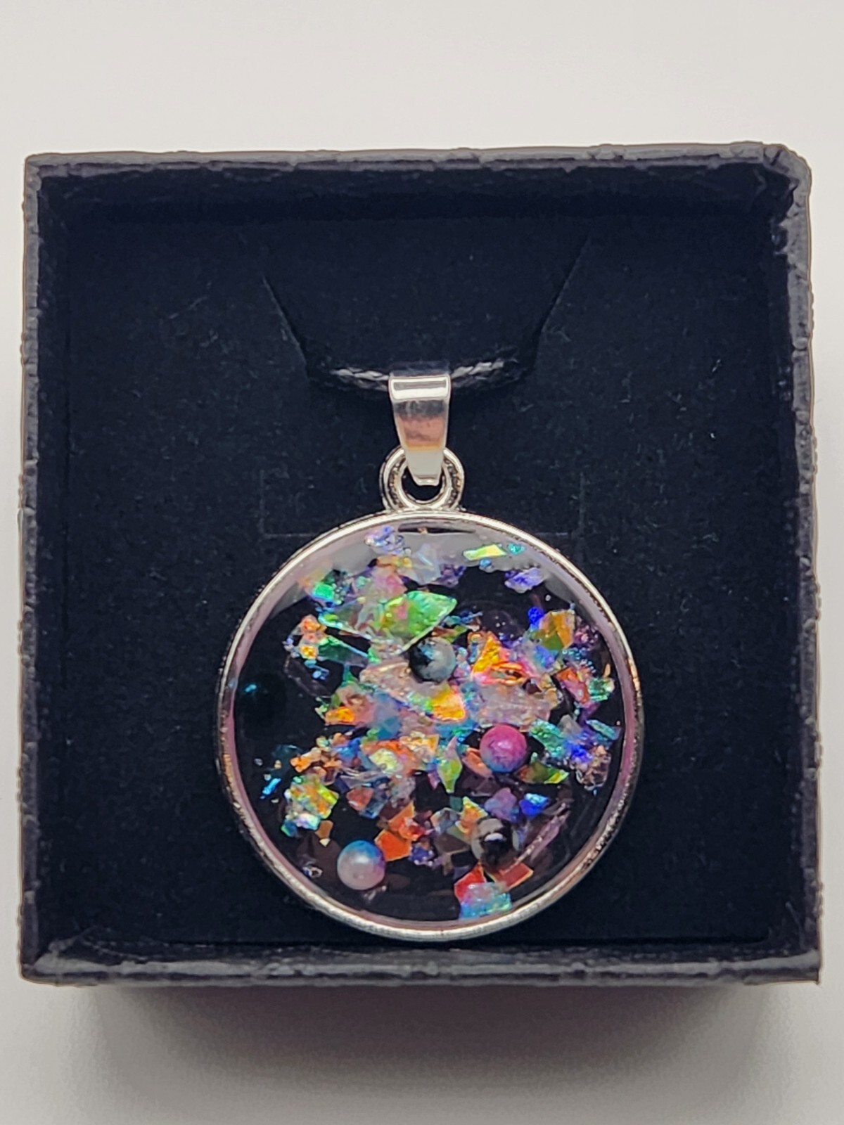 Handmade Epoxy Silver Pendant Necklace Jewelry 18″ Long 1.5mm Waxed Rope