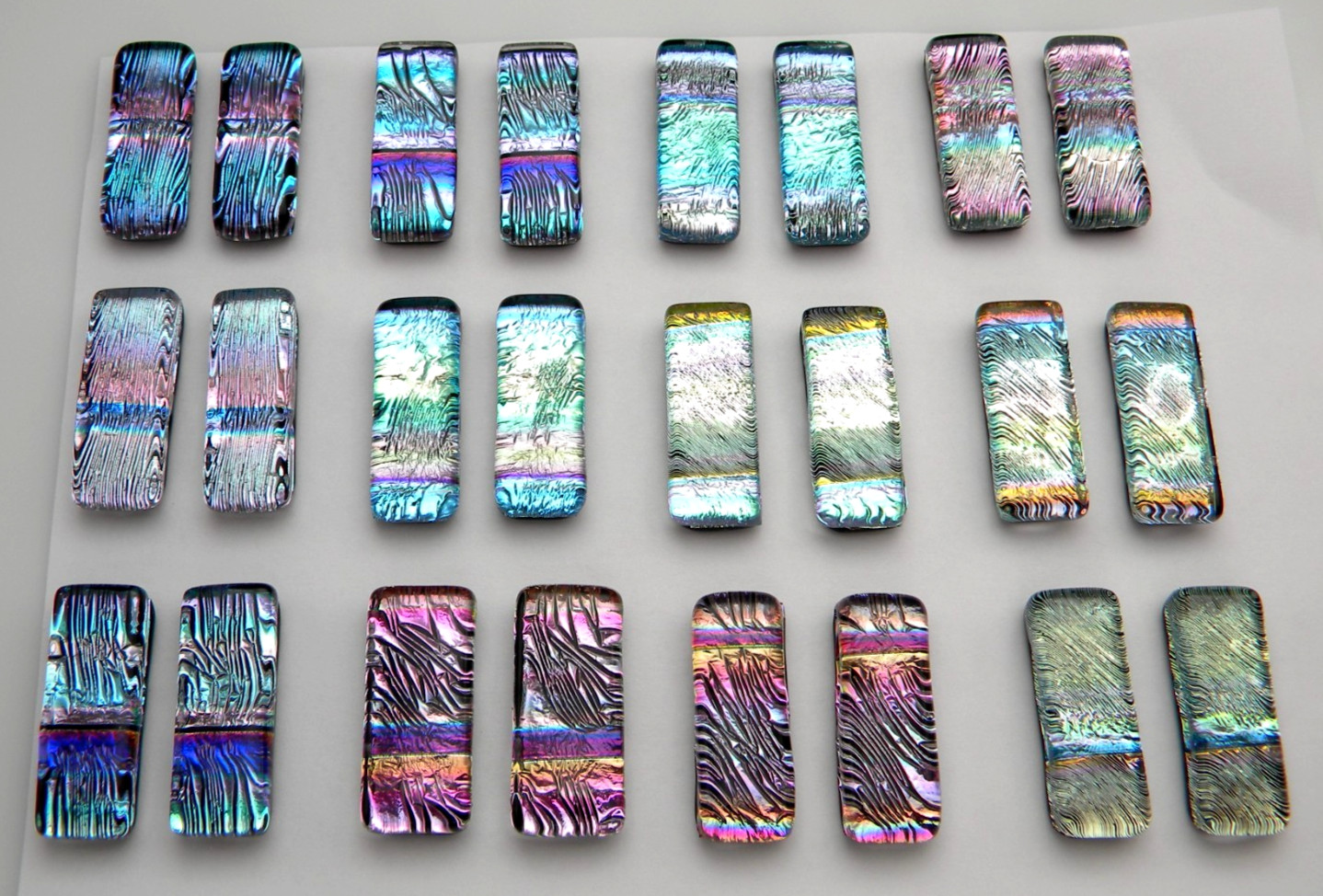 FOR DANGLE EARRINGS Lot of 24 pcs HANDMADE DICHROIC FUSED GLASS (S20) CABOCHONS