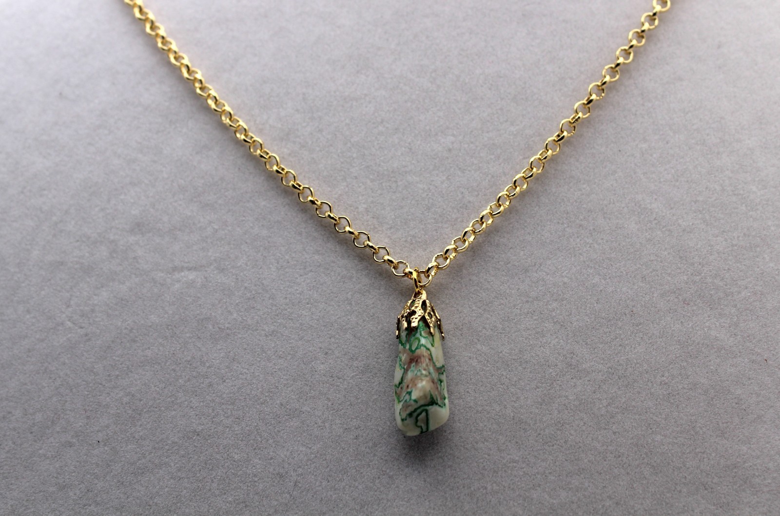 Handcrafted 21″ gold chain polished multocolored stone necklace