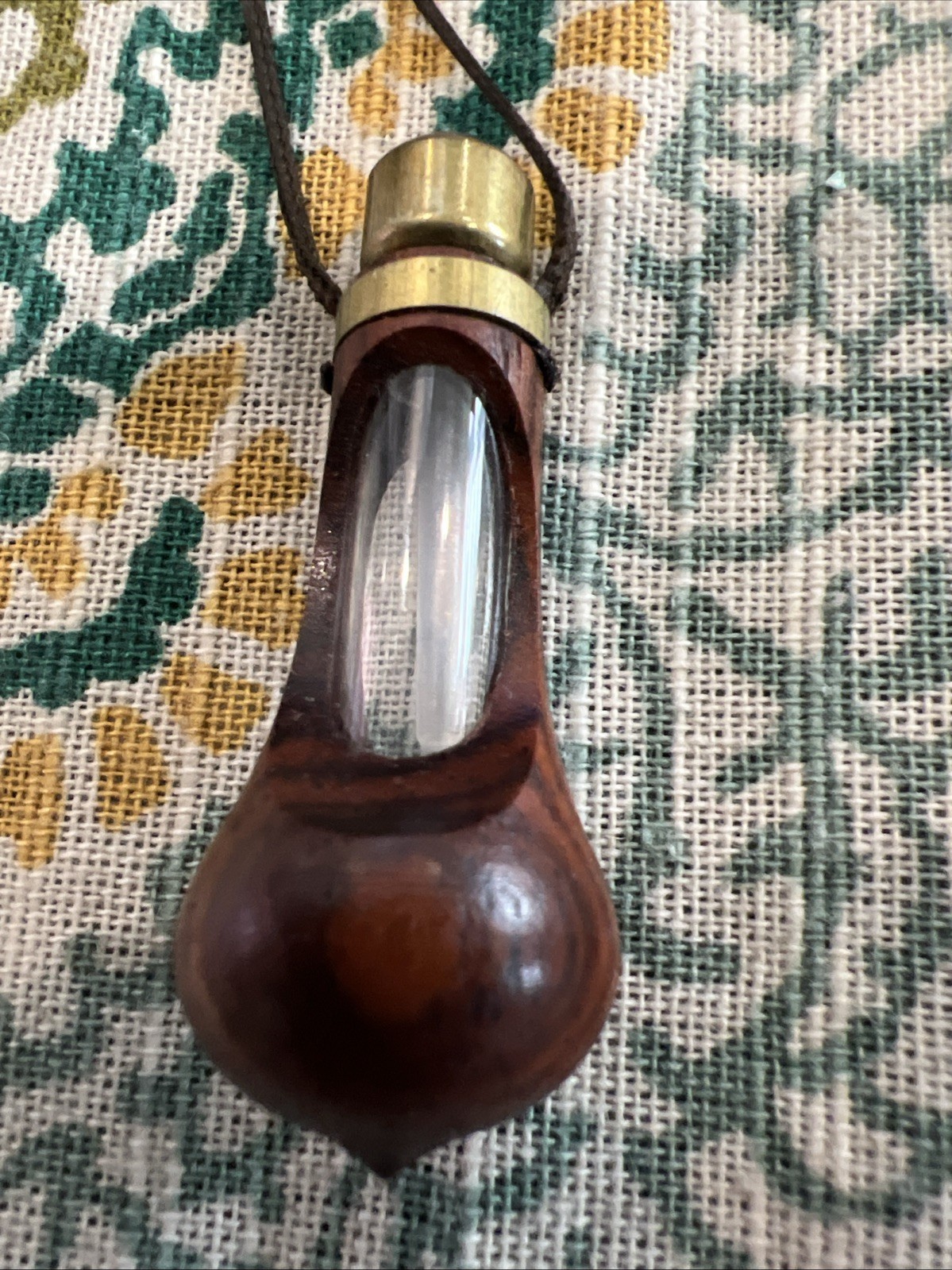 WOODEN PENDANT- CLASSIC BOCOTE WOOD WITH WINDOW