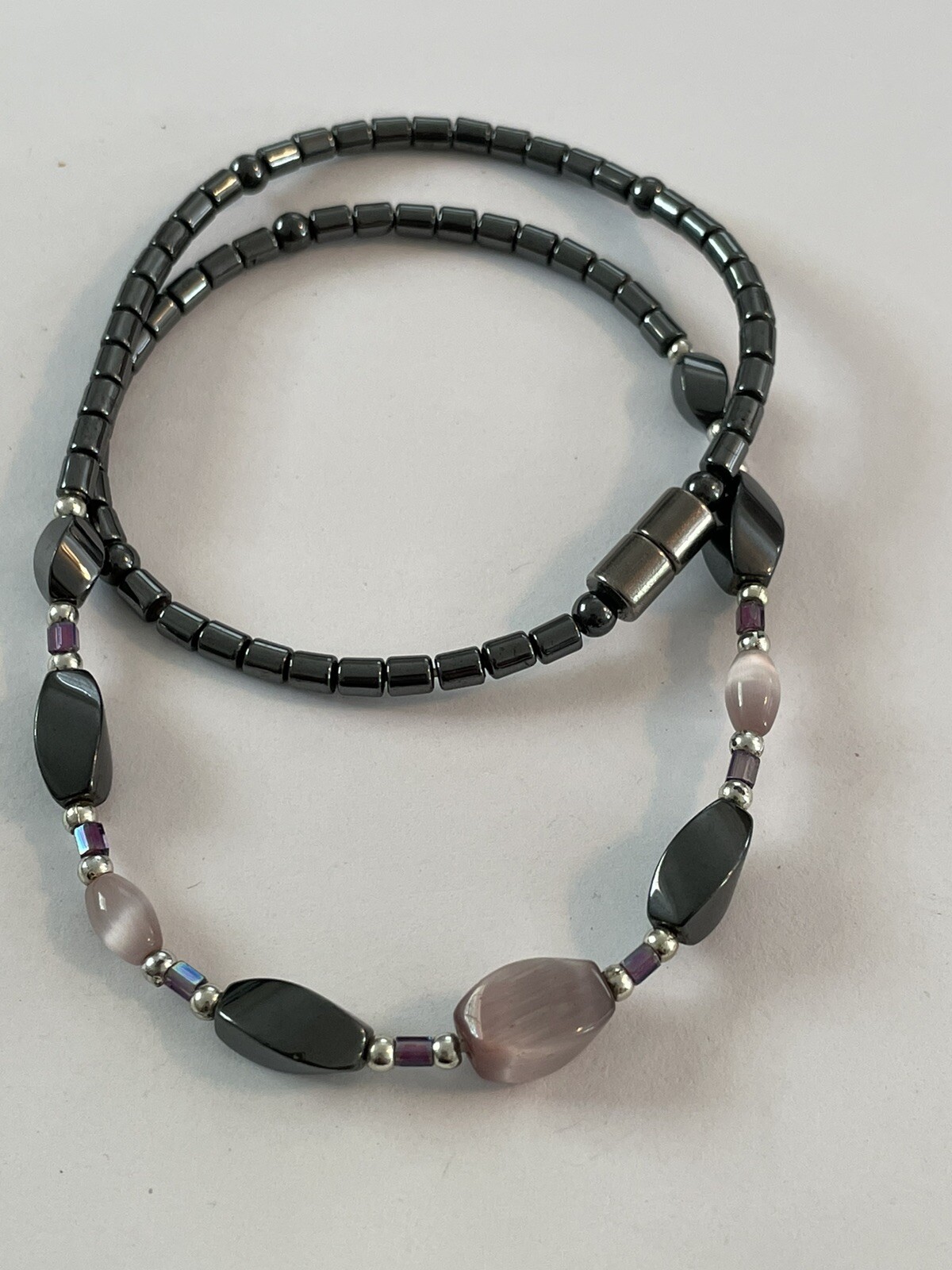 HEMATITE magnetic Black Pink beads Choker 16” strand NECKLACE GOLDTONE h15