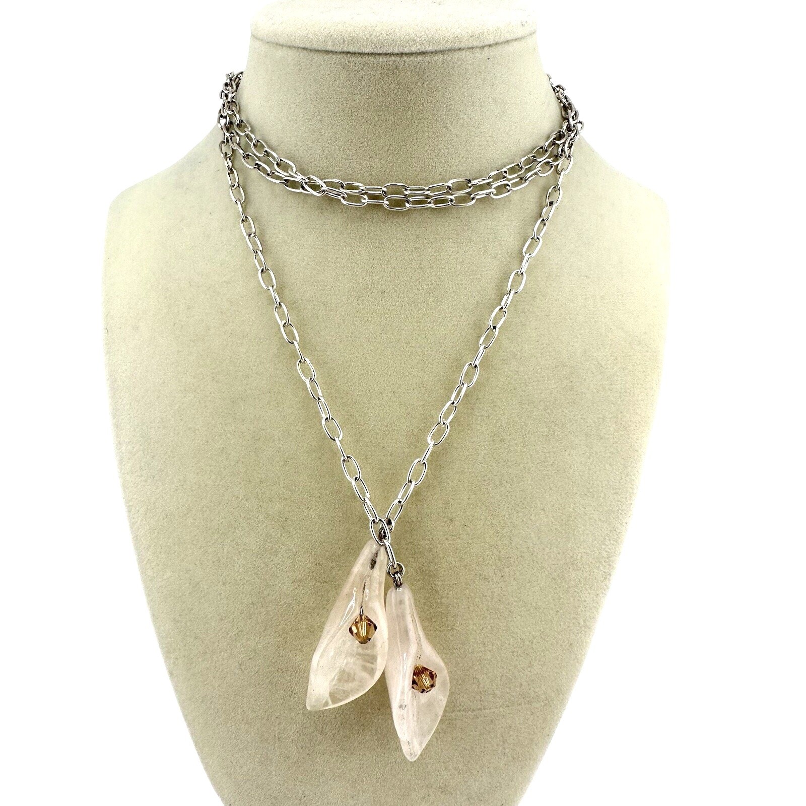Carved Rose Quartz Lillies Artisan Handmade Lariat Silver Tone 40” Necklace