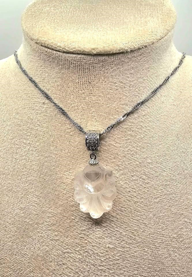 Nature Clear Crystal Nine Tails Fox Pendant Necklace