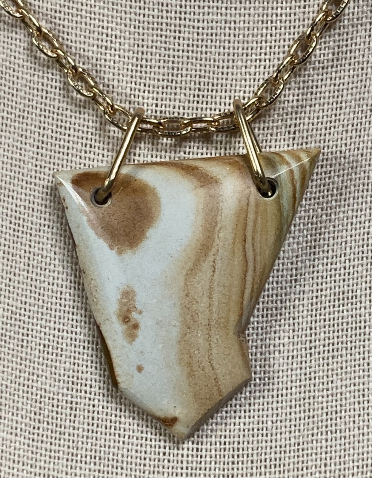 Banded Rhyolite Freeform Pendant 38 X 36 X 6 mm, 20″ GP Chain BP-77