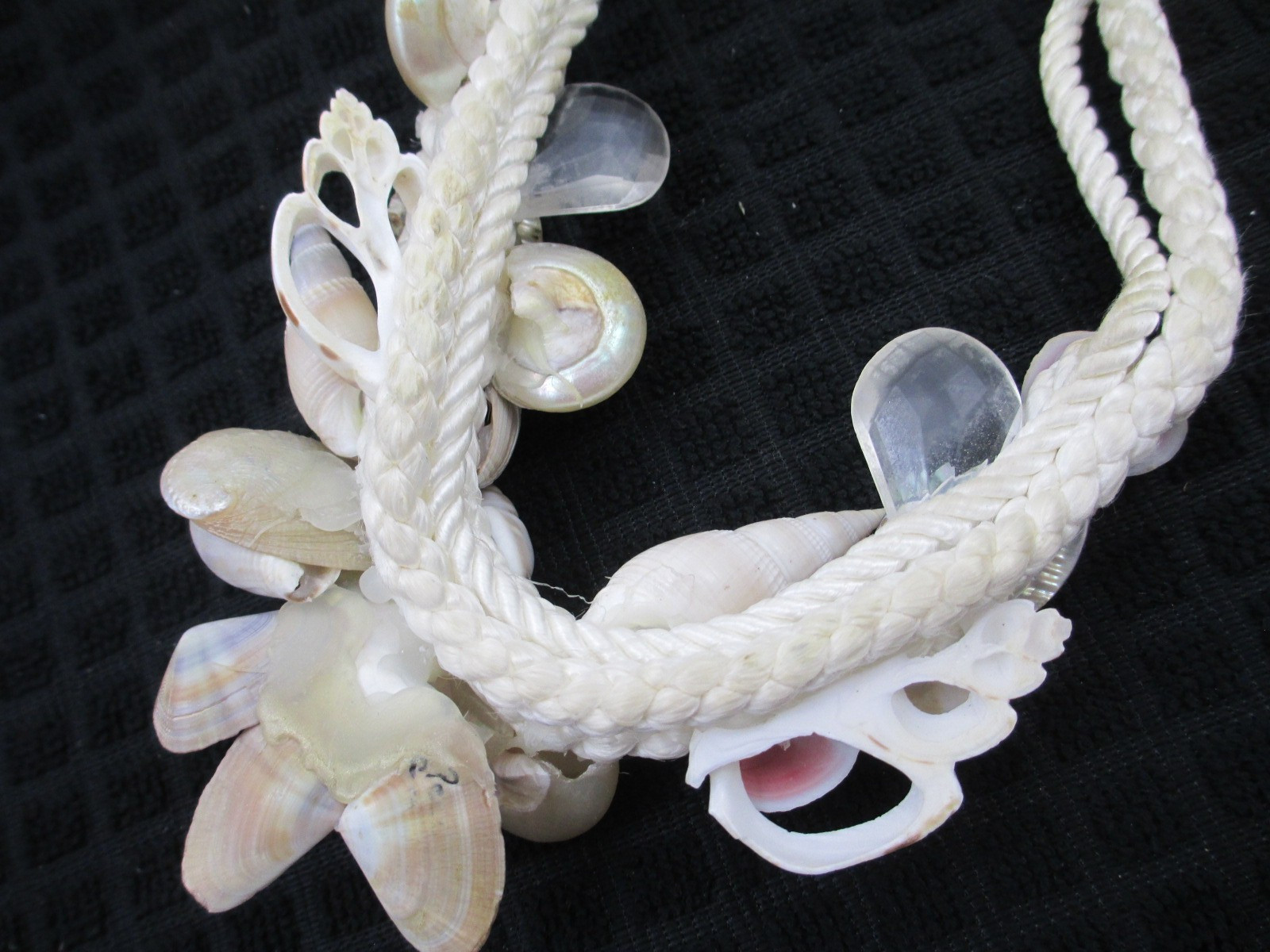 Vintage Boho Statement Necklace MOP pearlized Sea shells Lucite Earrings Set