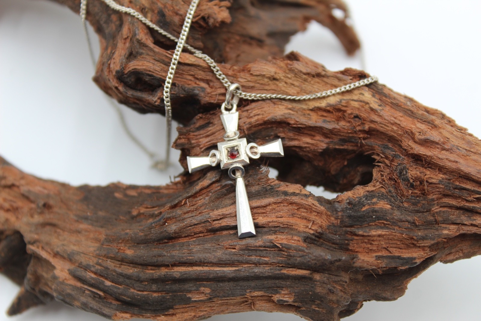 Vintage Artisan 925 Sterling Silver Cross Greek Byzantine Pendant & Chain