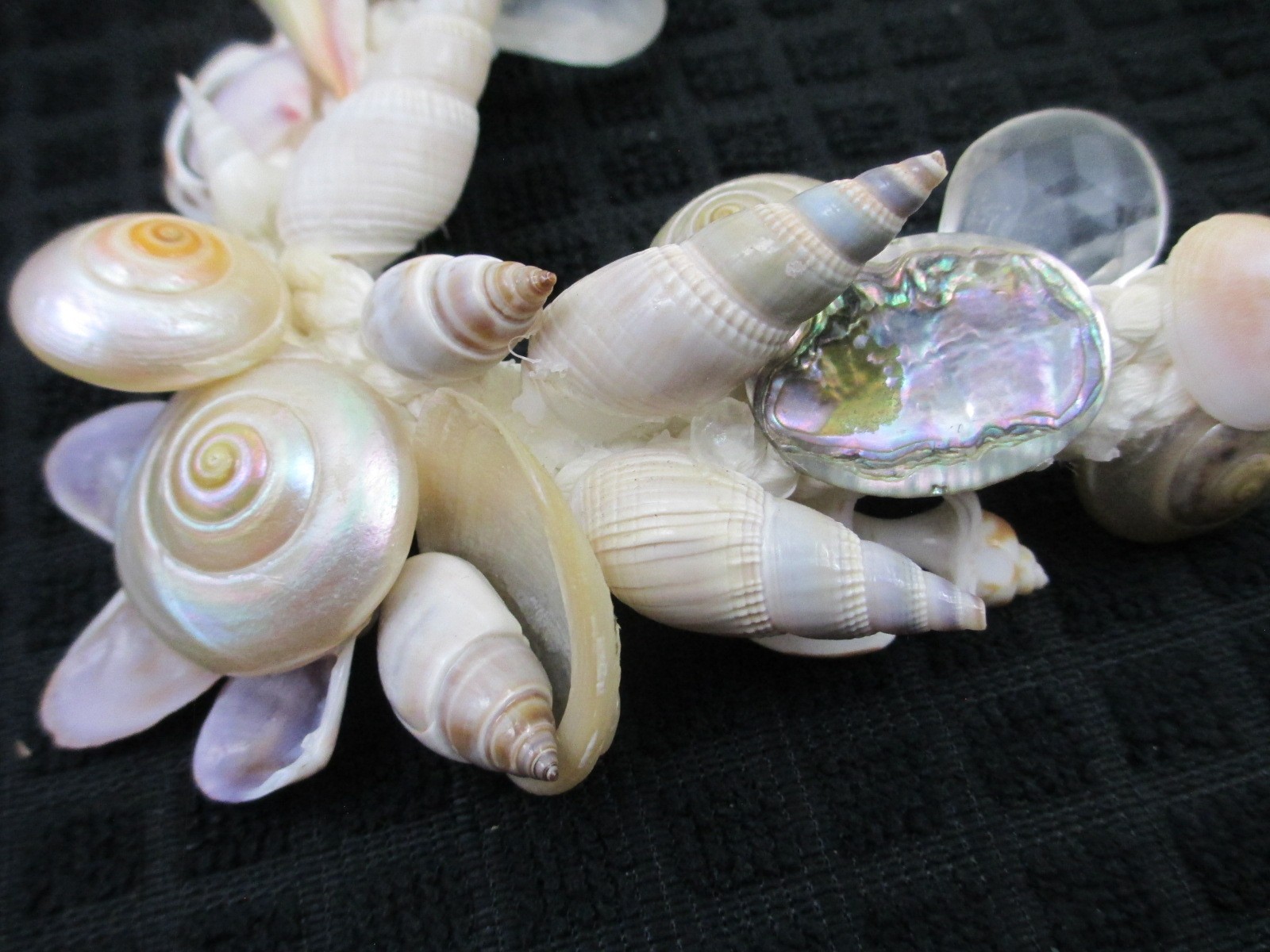 Vintage Boho Statement Necklace MOP pearlized Sea shells Lucite Earrings Set