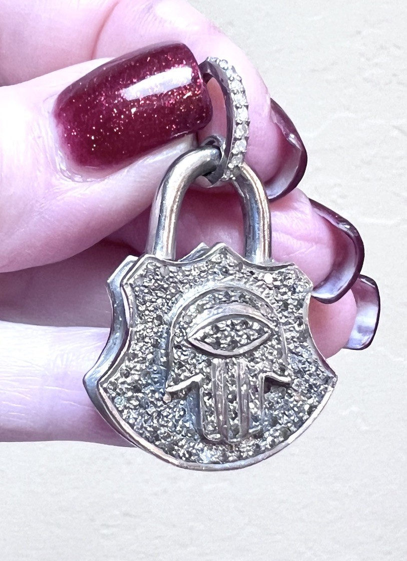BEAUTIFUL Large Sterling Silver & Diamond Ornate, Engraved Hamsa Lock Pendant