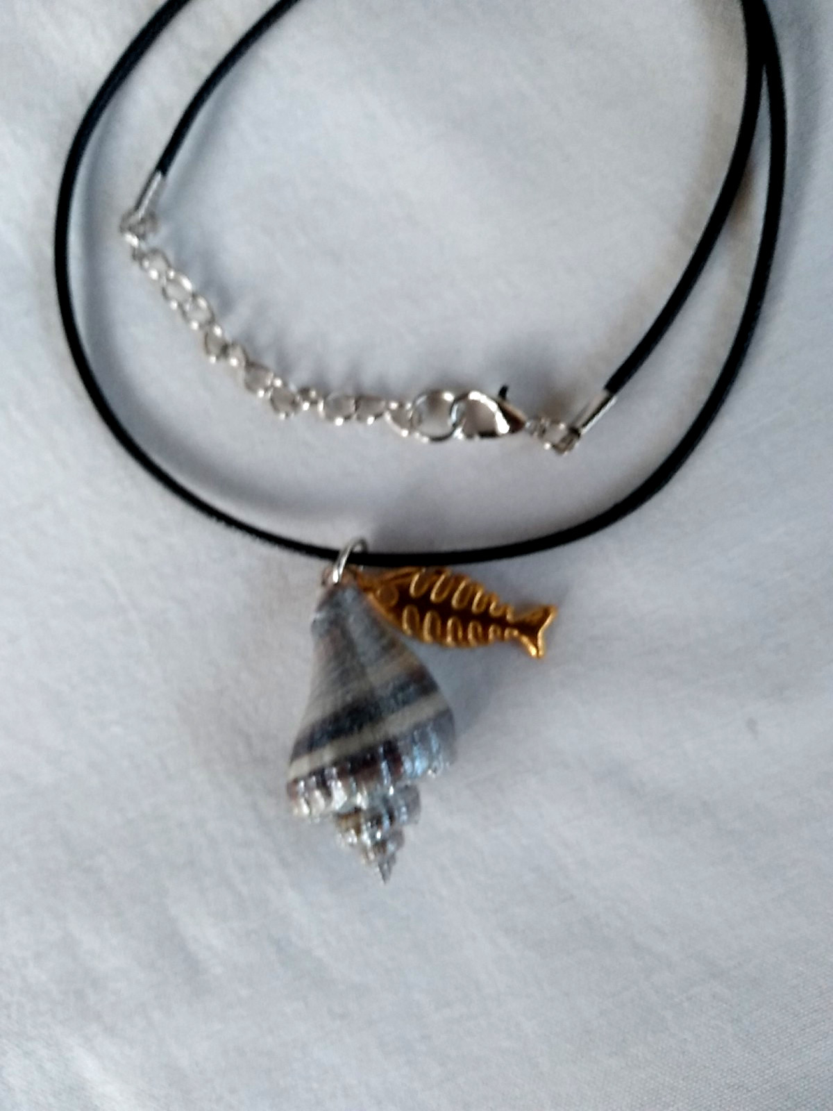 Boho Seashell NECKLACE 19″ Adj Cord Boho Hippie US Gift Seller New