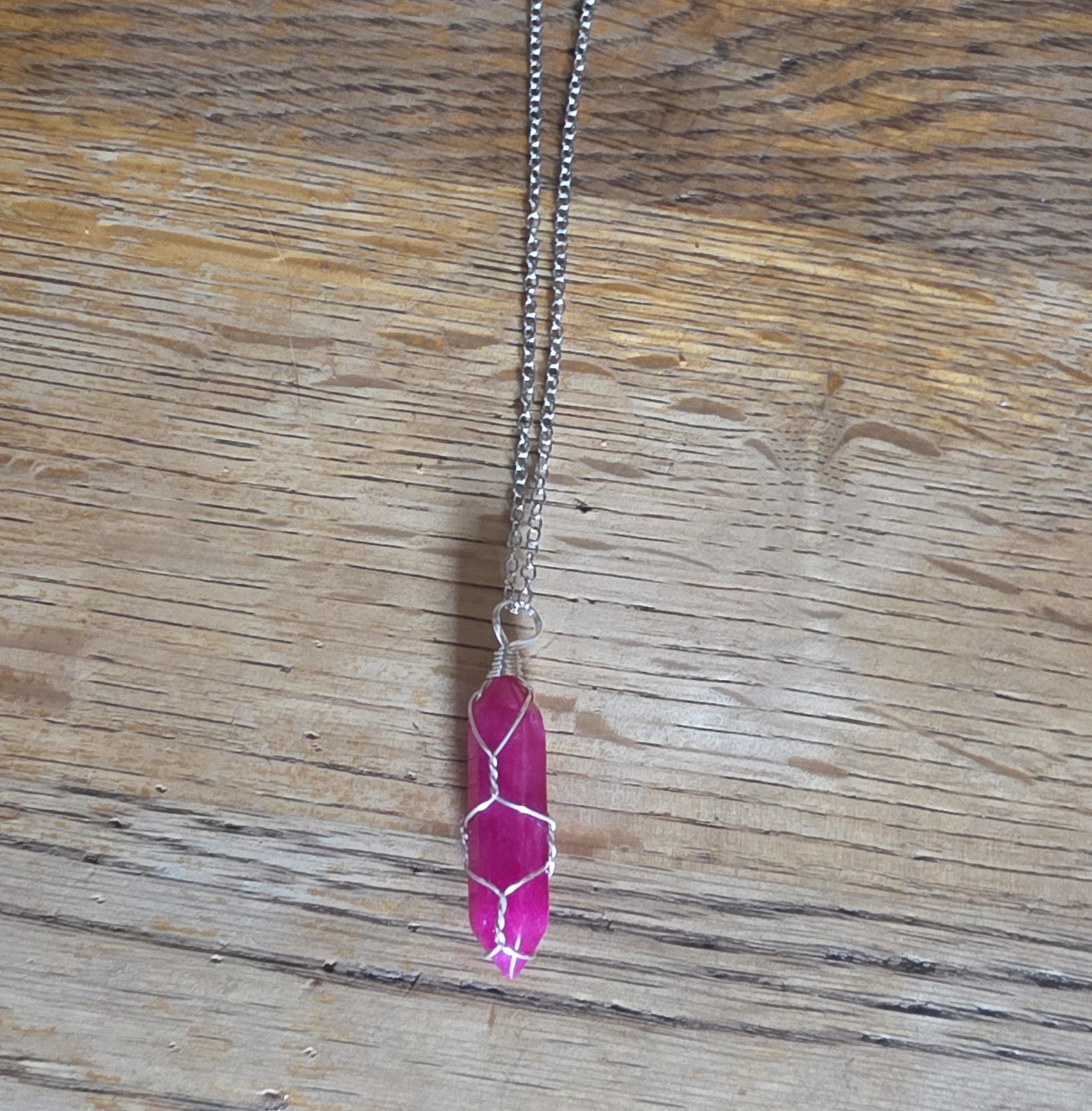 Silver Wire-Wrapped Hot Pink Agate Hexagonal Crystal Pendant Necklace BNIB