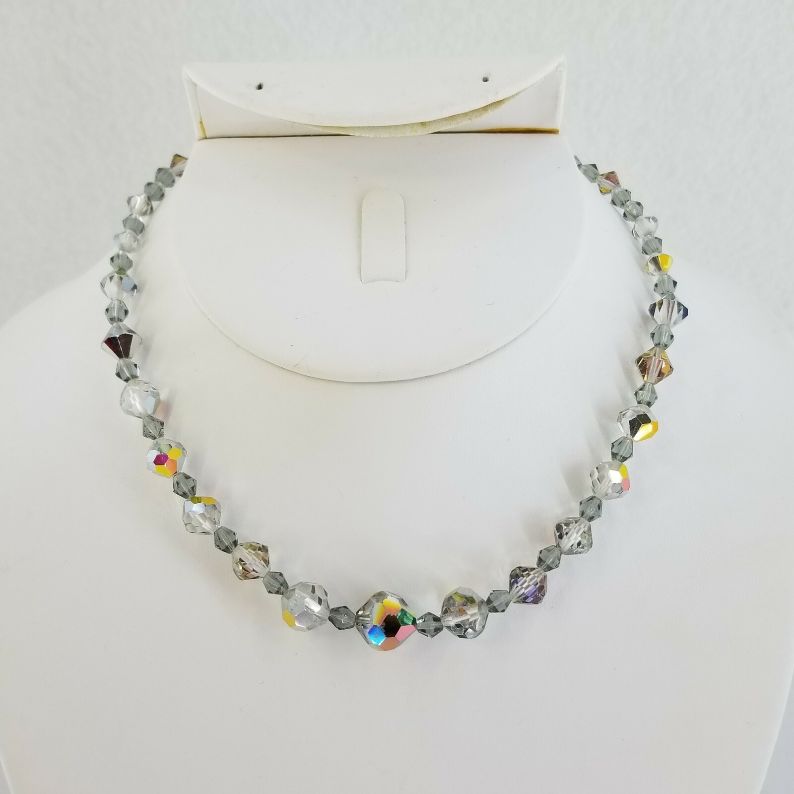 Single strand gray brown crystal Aurora Borealis choker necklace 15″