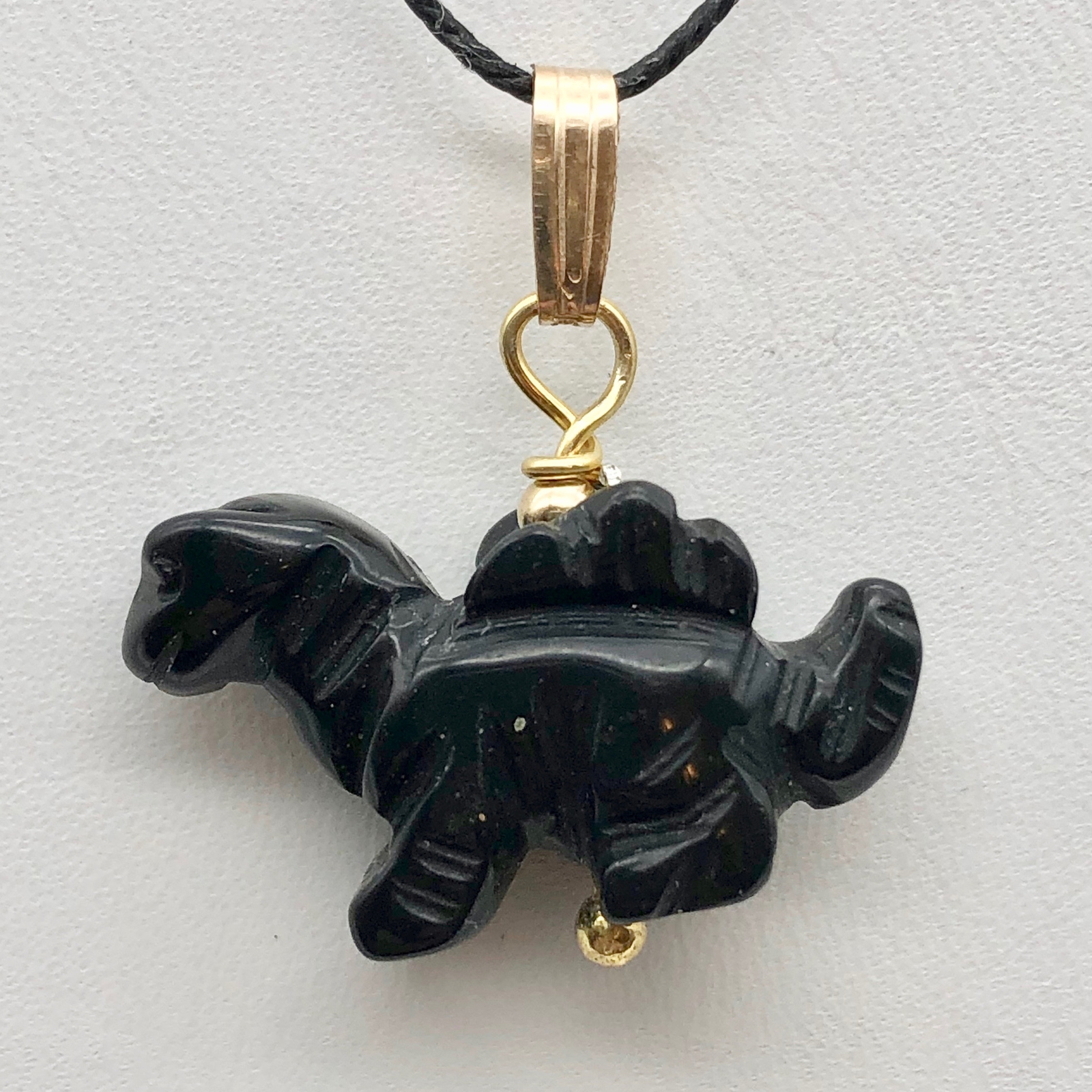 Obsidian Dinosaur Pendant Stegosaurus and 14Kgf Pendant 509258OBG