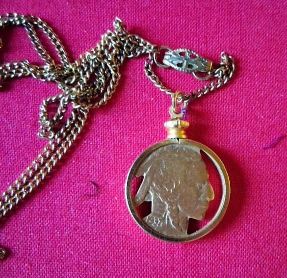 VTG Hand Cut Indian head Nickel Goldplated with a Bezel 24 Inch Gold Tone Chain