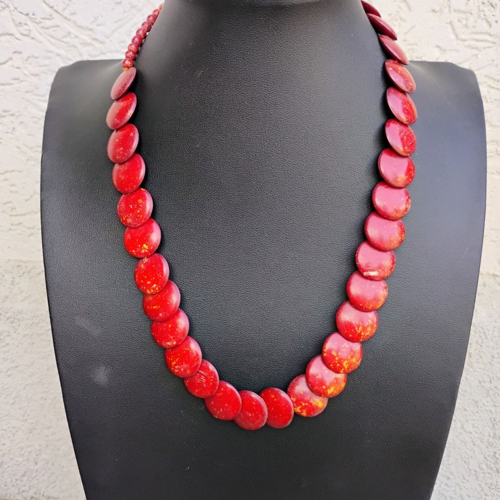 Vintage Artisan Glazed Graduated Red Disc Bead Necklace 19″ Long Unique Boho