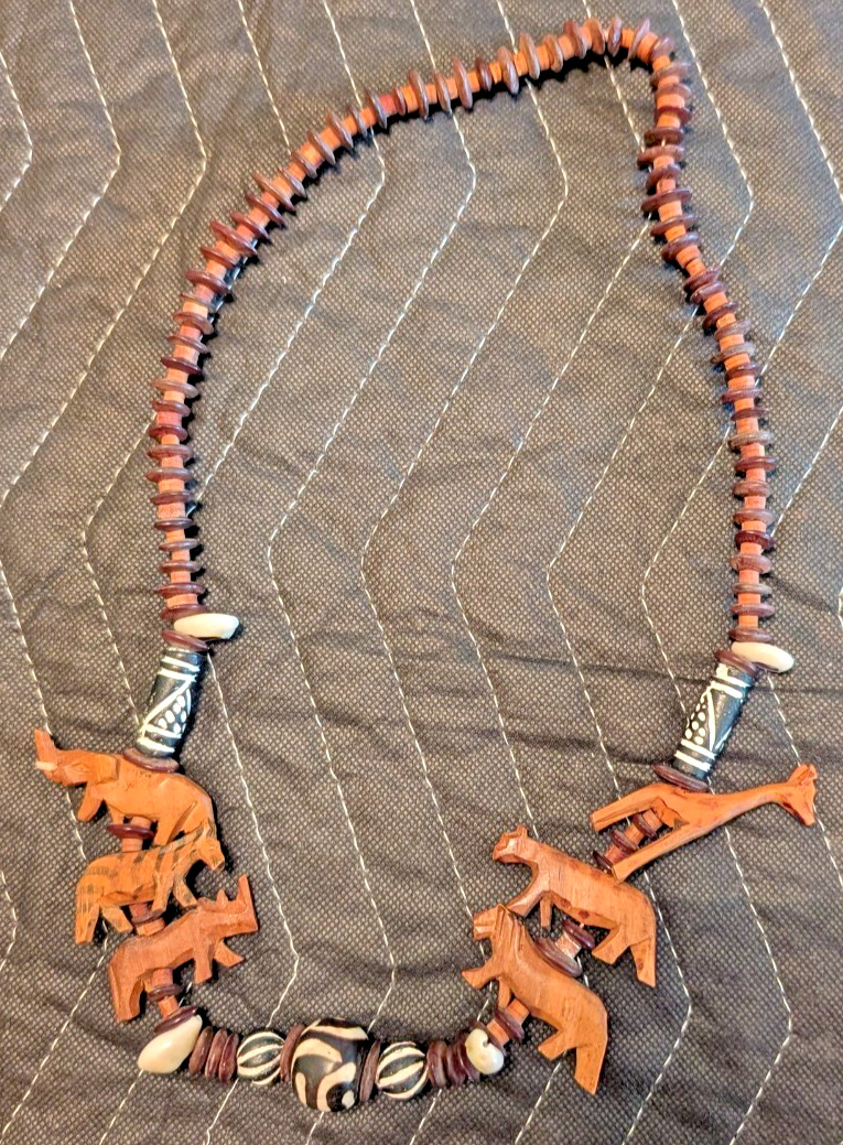 HANDCRAFTED wood African Animal & traditional bead necklace 25″