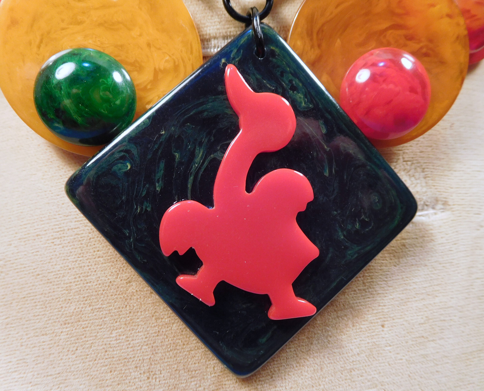 Figural, Genuine 40’s BAKELITE! Multicolor Poker Chips OOAK Necklace Duck Goose