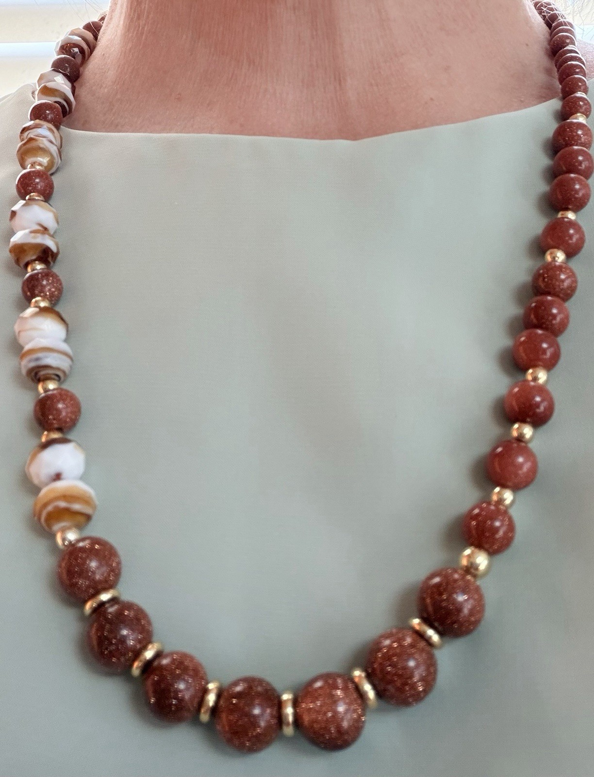GIFT. Stunning Necklace.Goldstone & brown swirl lampwork beads.25″/64cm
