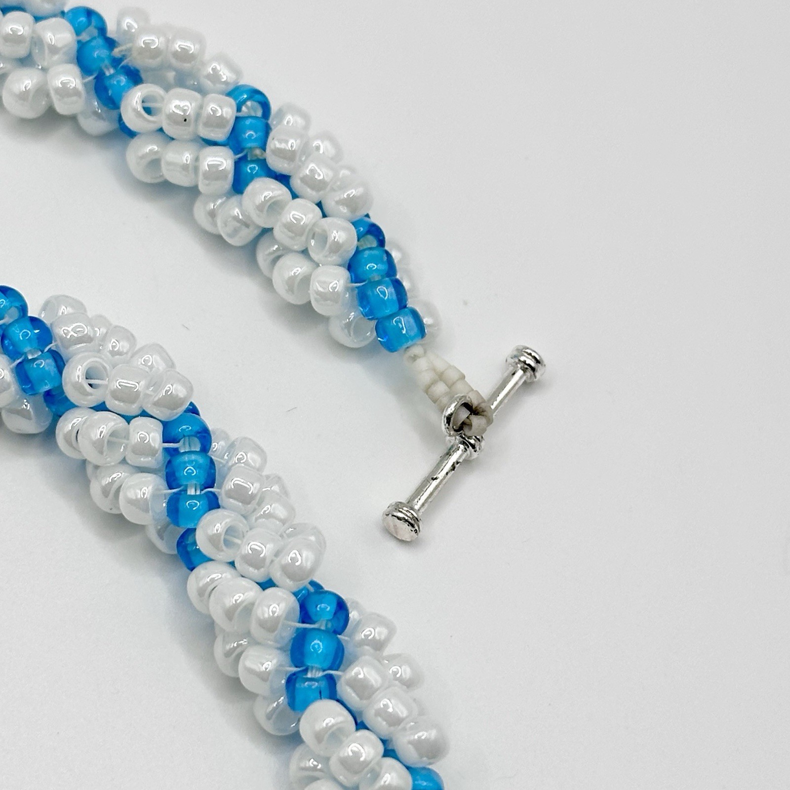 Handmade Crocheted Blue White Glass Seed Bead Necklace Heart Clasp 21”