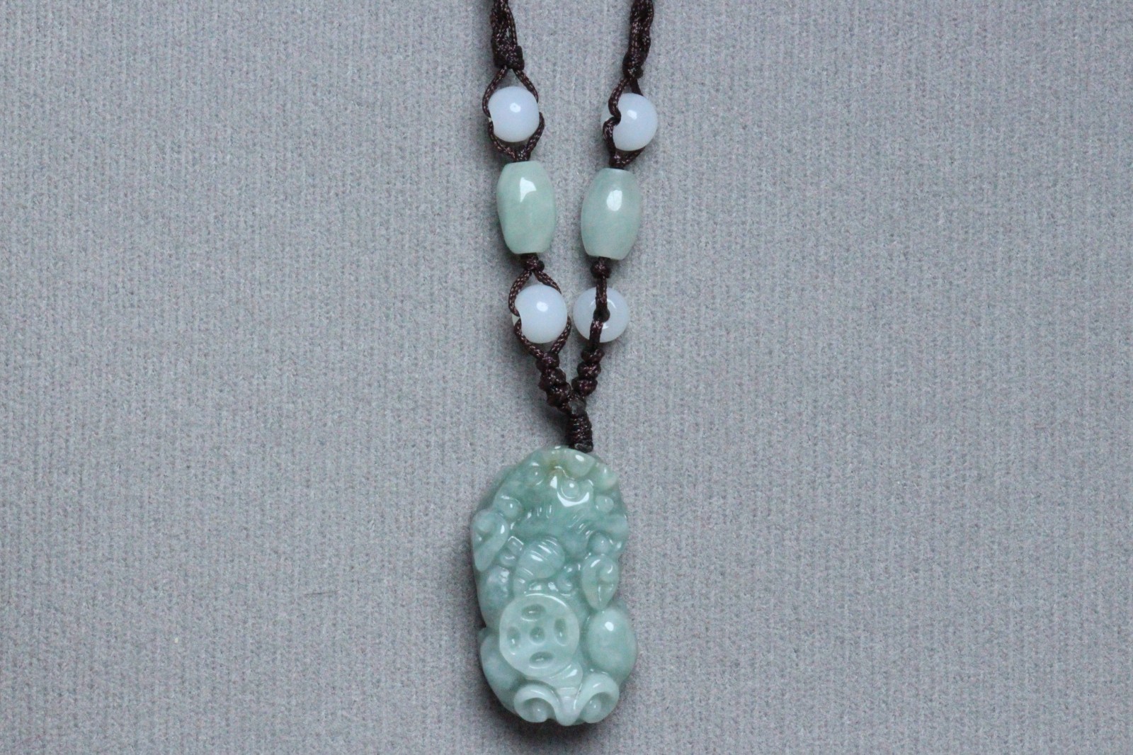 Cert’d Natural Green A Jadeite jade Hand-Carved Brave Troops Pixiu Pendant