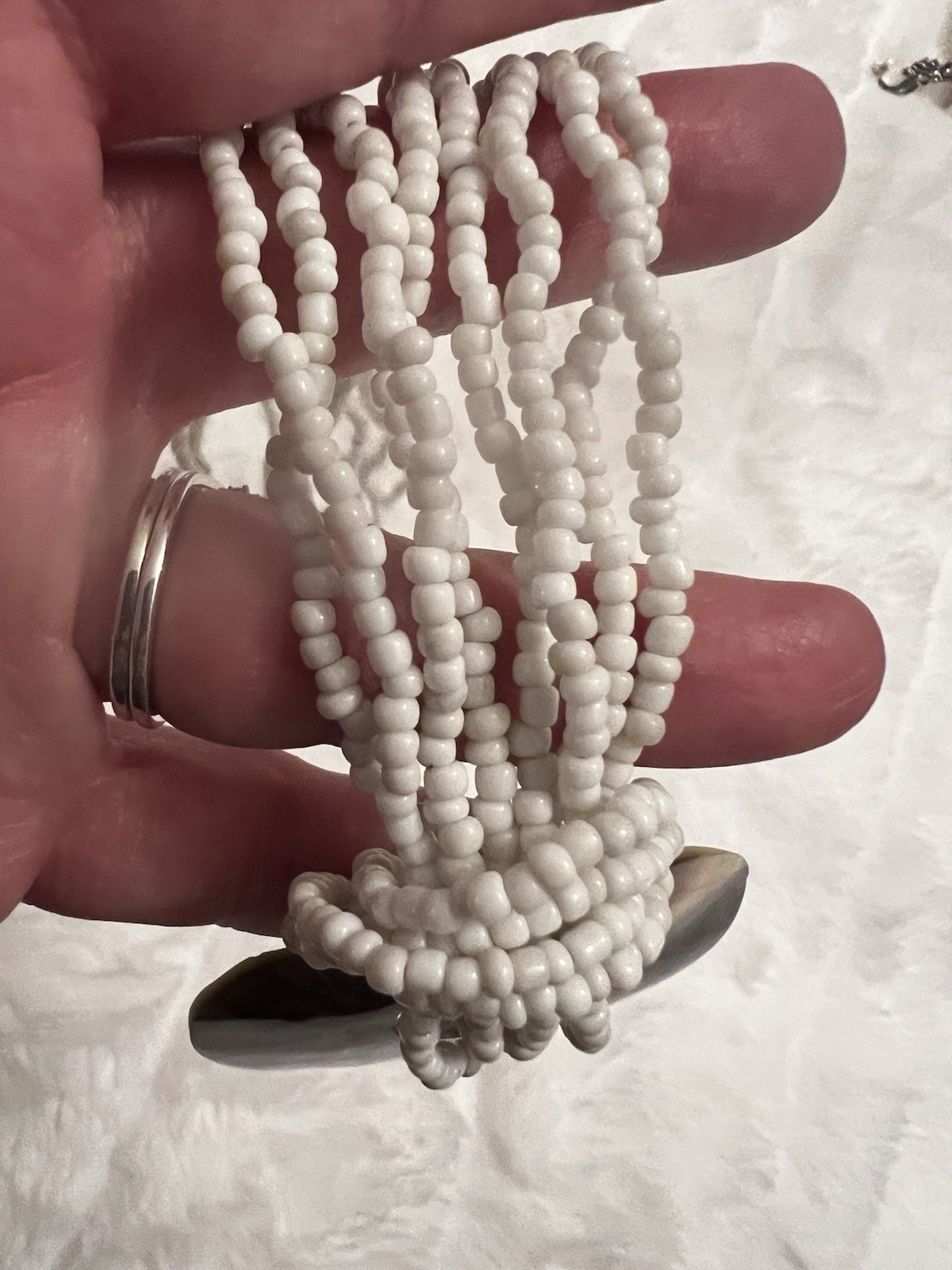 Authentic Bahamas Beaded Oyster shell Pendant Necklace White beads Iridescent