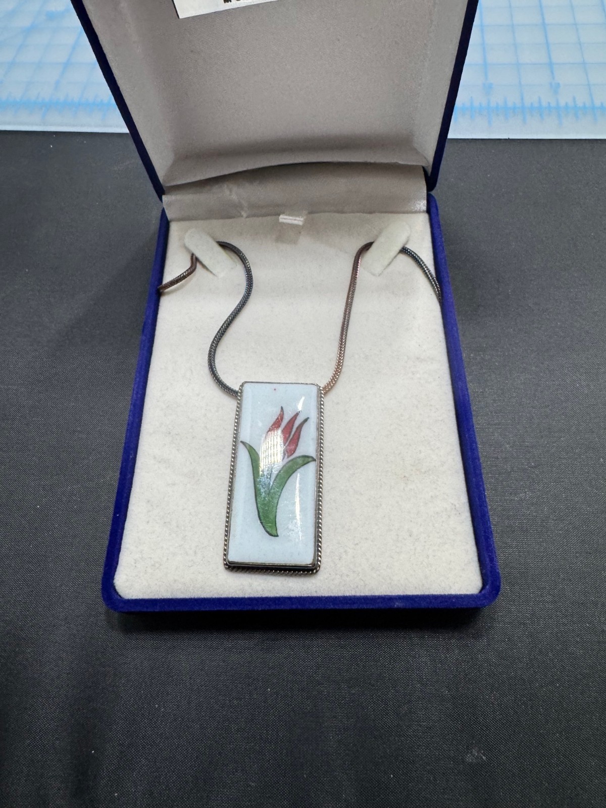 F-087 Turkish ceramic floral tile pendant – sterling silver frame and chain